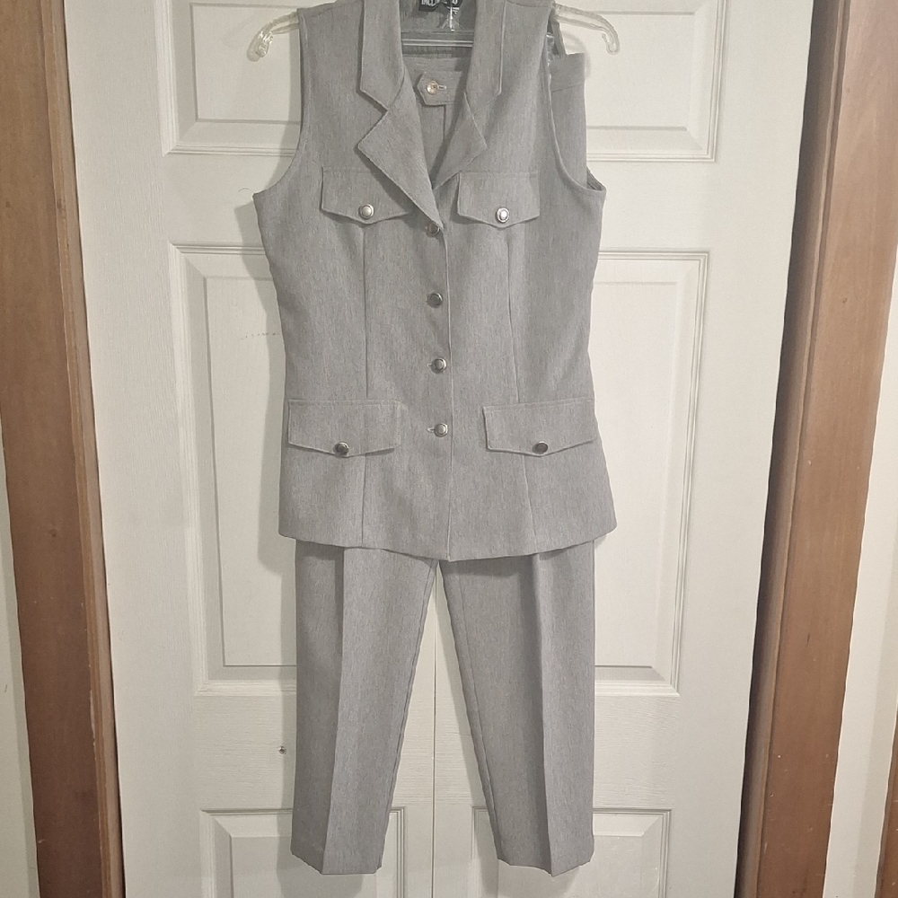 Vintage Inclinations Gray Sleeveless 2 Piece Pantsuit-8